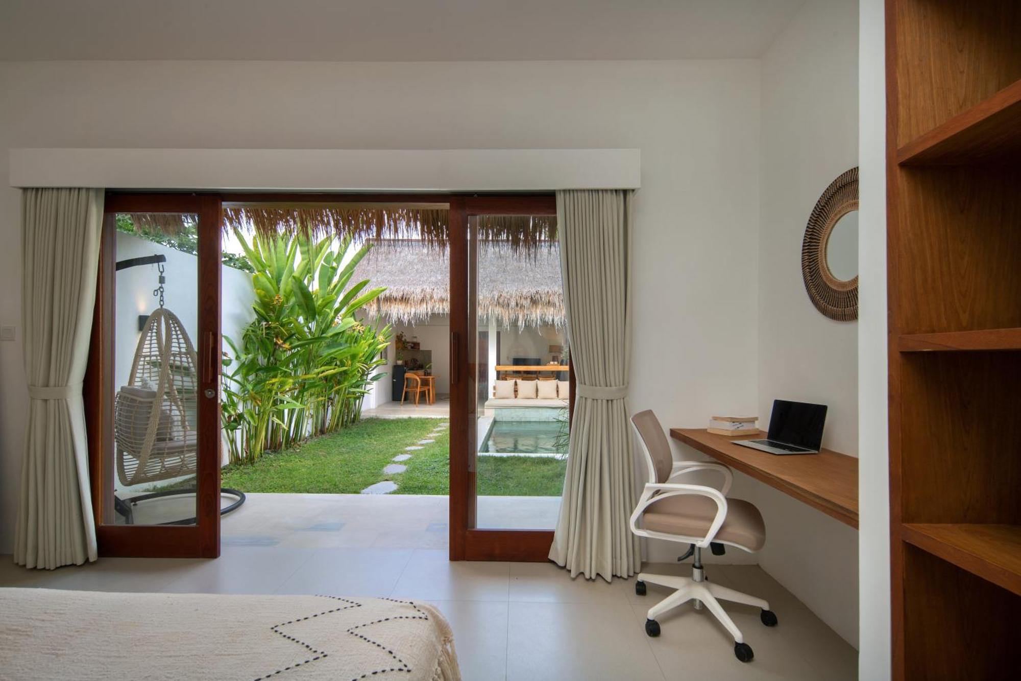 Palm Merah Villas - Private Pool (Adults Only) Selong Belanak Luaran gambar